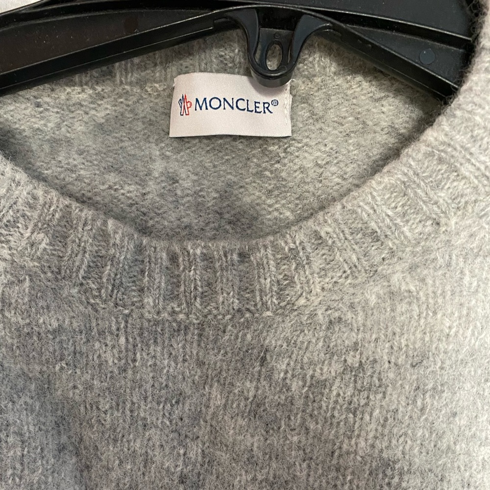 Moncler - Picture 3 of 8